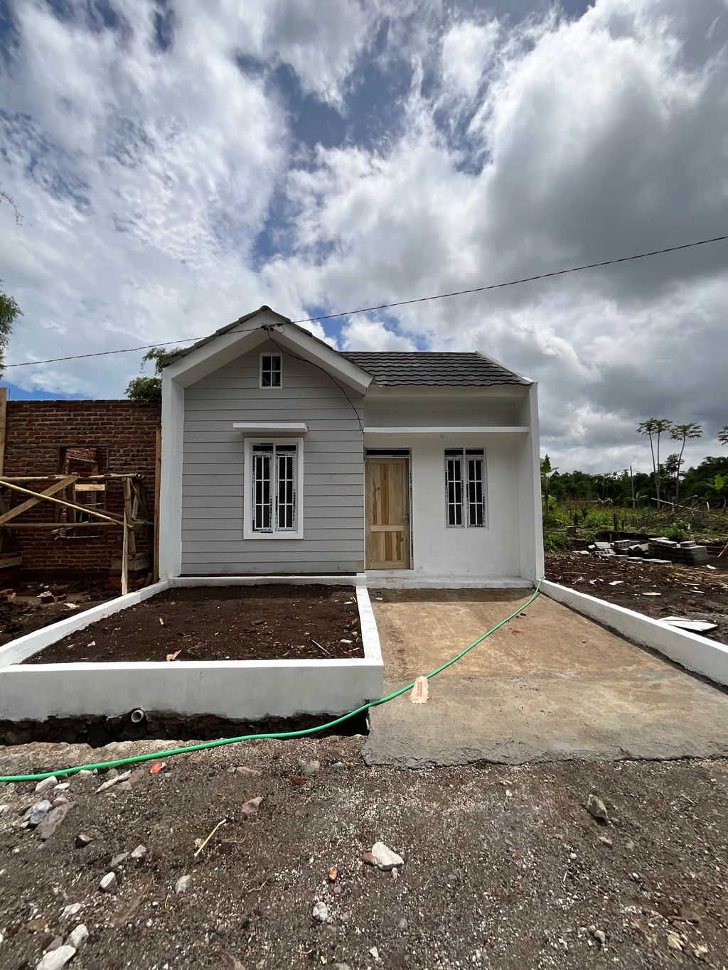 foto contoh rumah perumahan Grand Cikiara Residence
