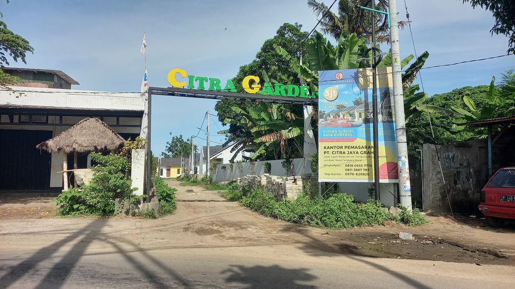 foto gerbang perumahan CITRA GARDEN 2
