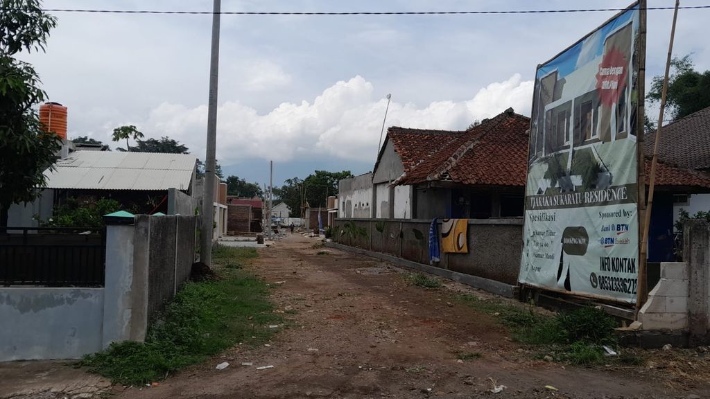 foto gerbang perumahan TJARAKA SUKARATU RESIDENCE