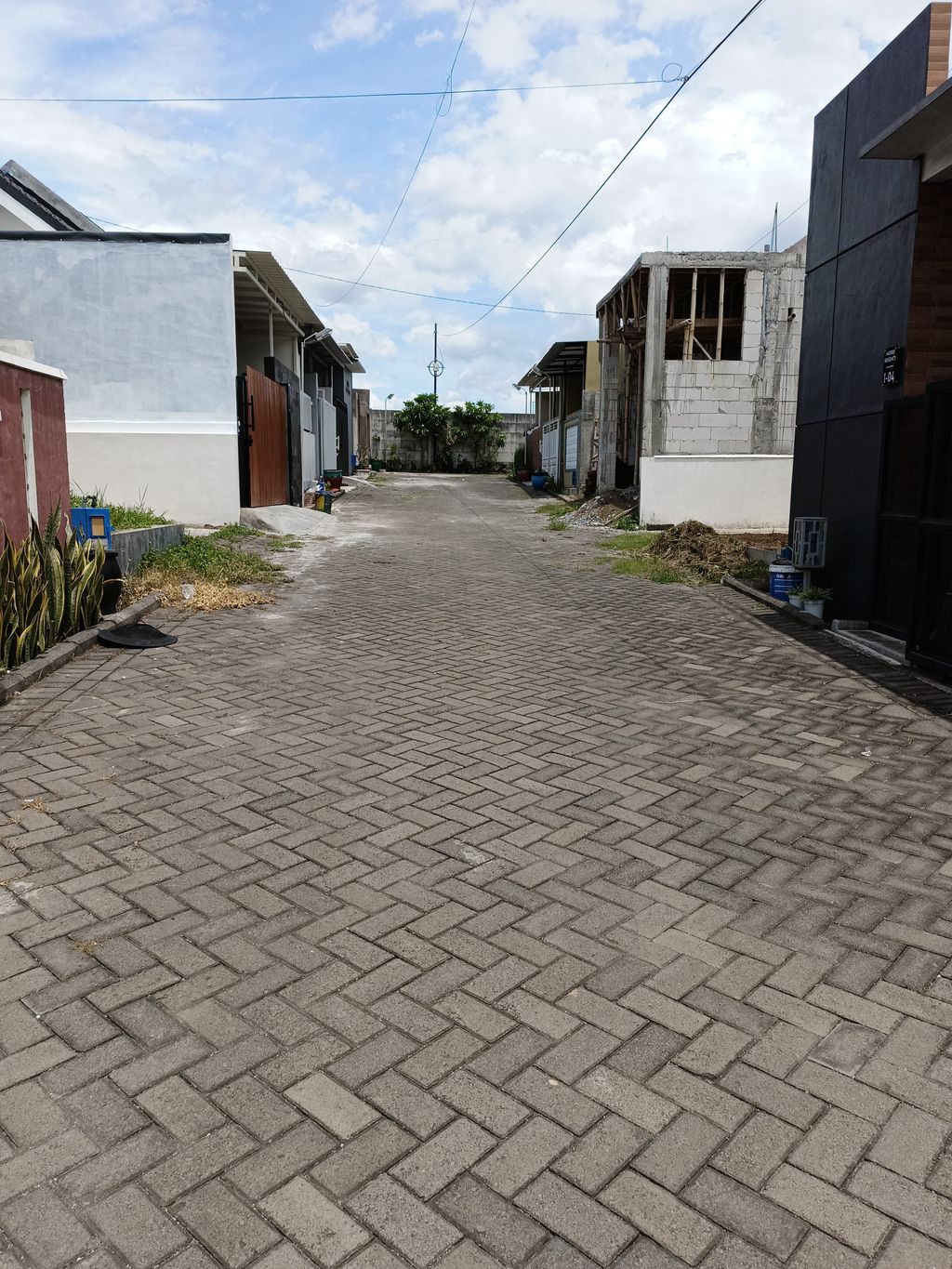 foto posisi tengah perumahan Morse Regency Sukun