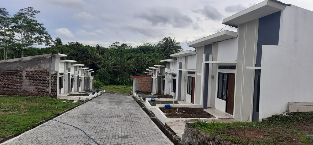 foto posisi tengah perumahan PERUMAHAN PESONA MAHARDIKA