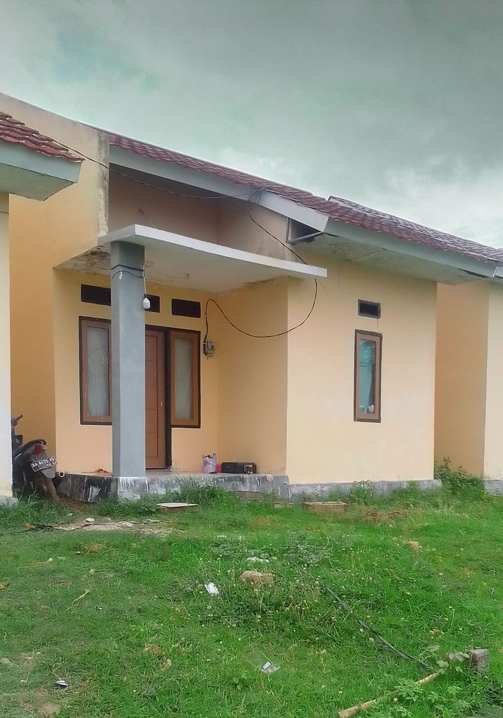 foto contoh rumah perumahan GRAHA MANASA 2