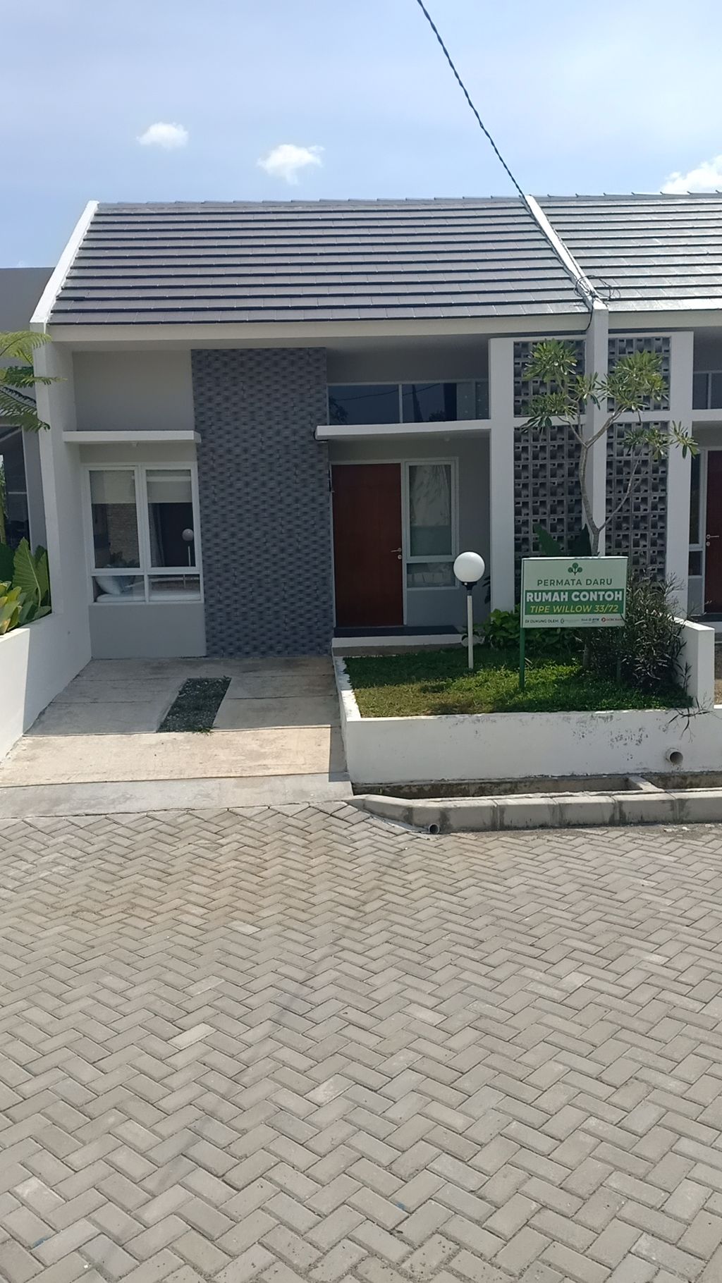 foto tampak rumah tipe 33/72 perumahan Permata Daru