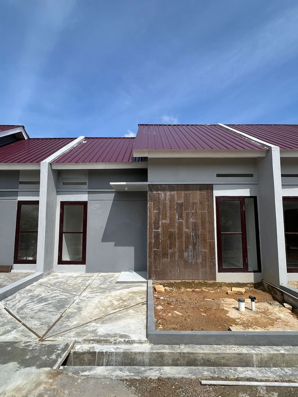 foto tampak rumah tipe 36/72 perumahan Palaran Indah Kemilau 2