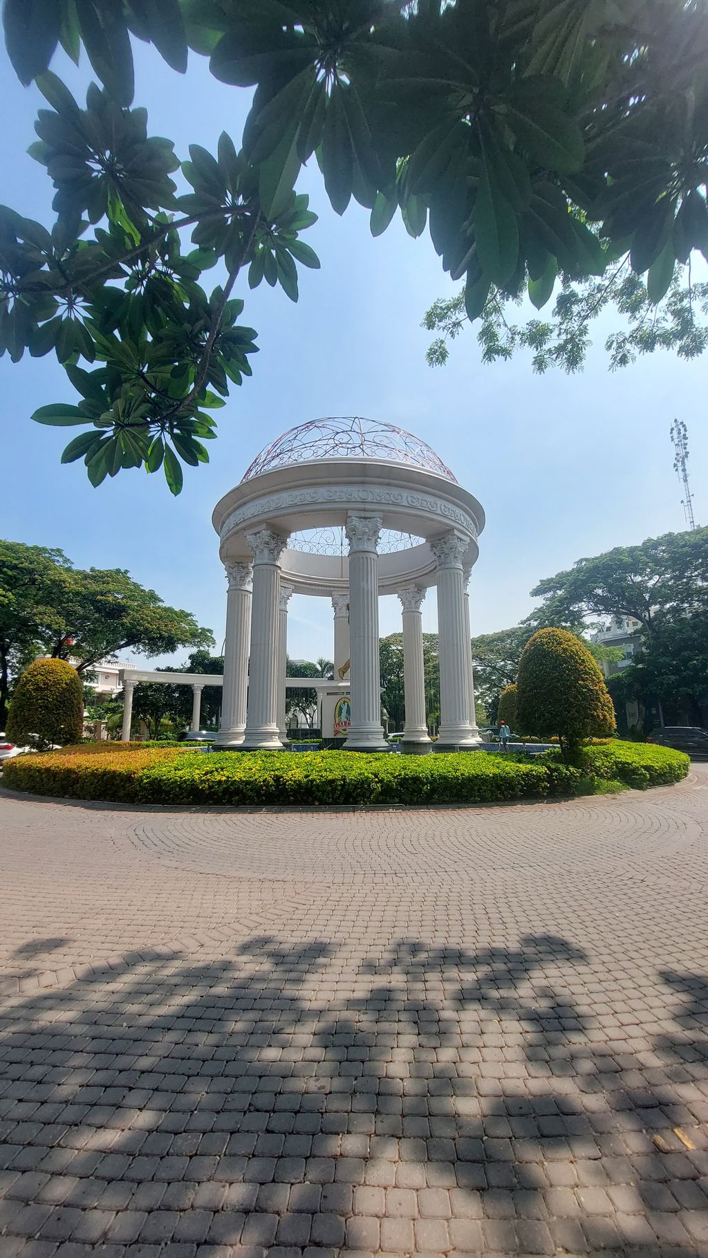 foto gerbang perumahan RUKAN EXCLUSIVE