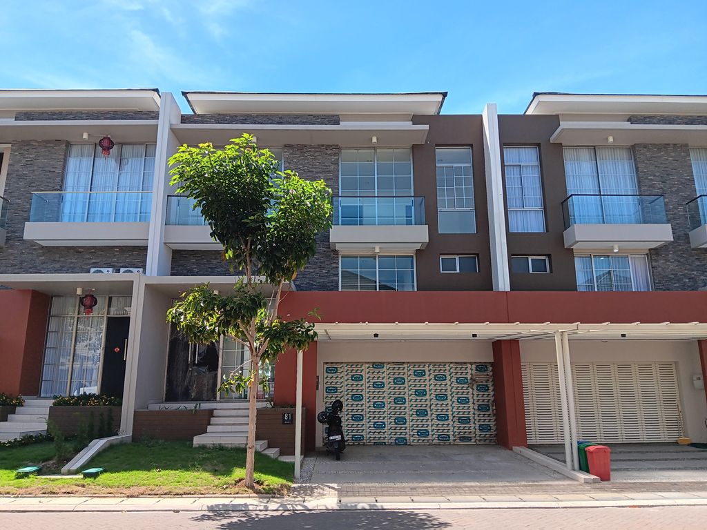 foto tampak rumah tipe Lotus perumahan PIK2 - DISTRICT 17