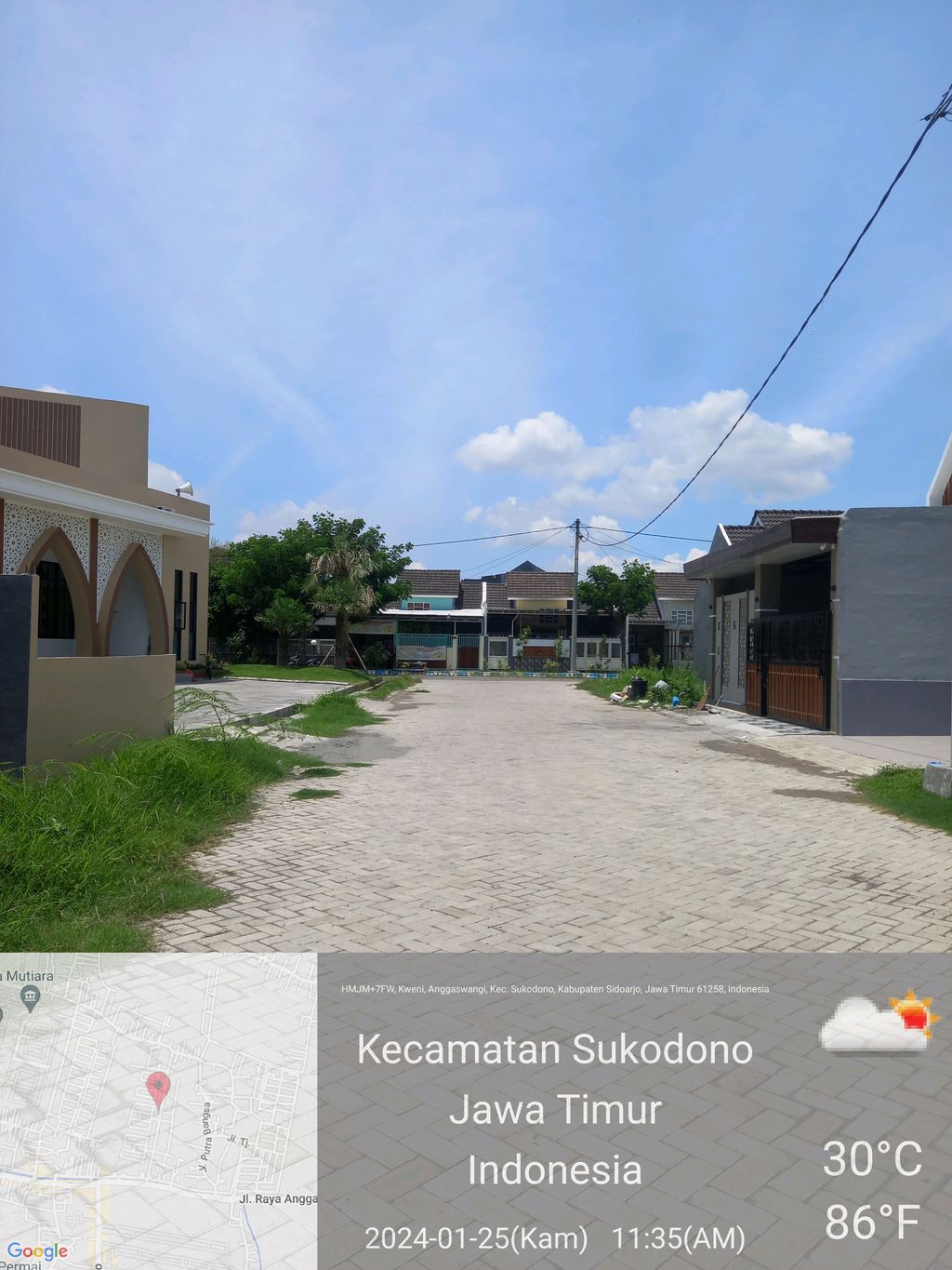 foto posisi tengah perumahan NNA ( NEW NIRWANA ANGGASWANGI )