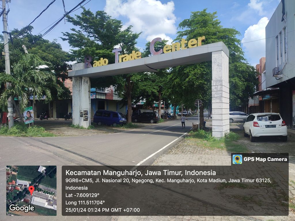 foto gerbang perumahan RADO TRADE CENTER