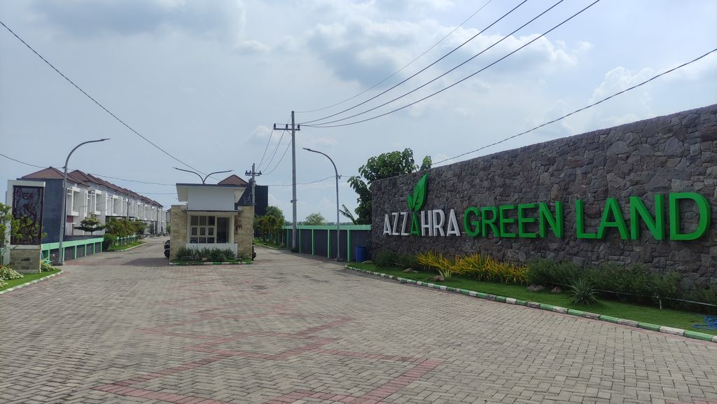 foto gerbang perumahan AZZAHRA GREENLAND