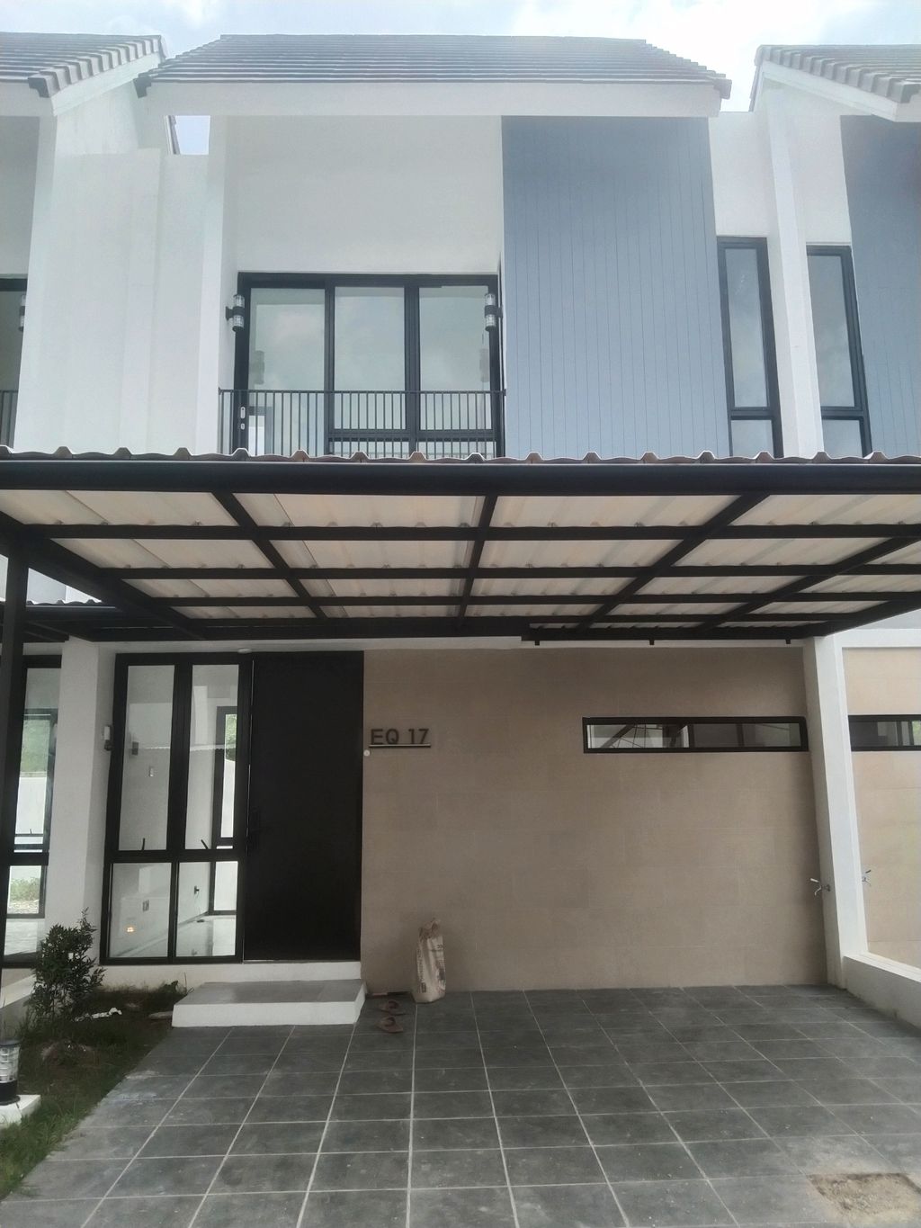 foto tampak rumah tipe BRINDA perumahan FAMILIA URBAN