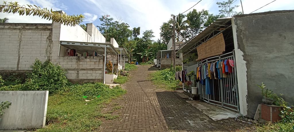 foto posisi tengah perumahan Harmoni Cluster