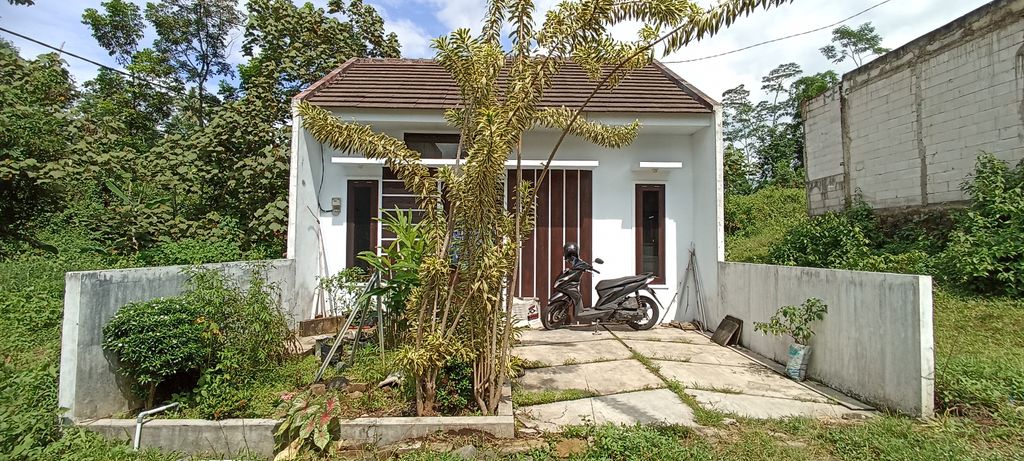 foto contoh rumah perumahan Harmoni Cluster