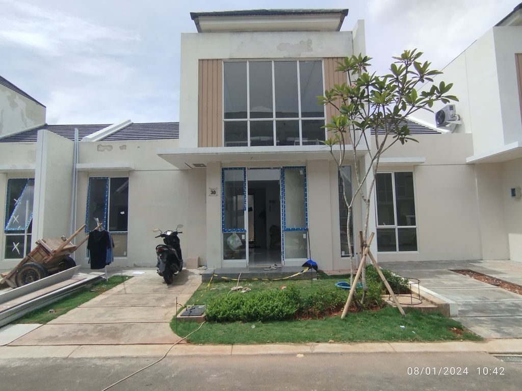 foto tampak rumah tipe ASTER 1/30 perumahan PARAMOUNT PETALS TAHAP 1