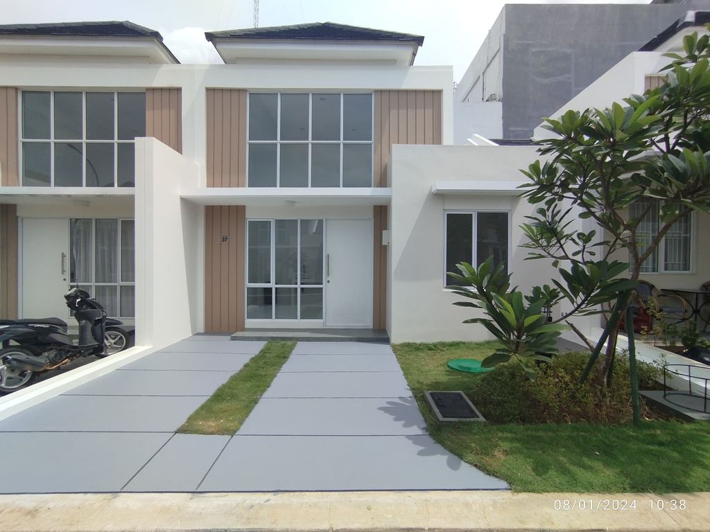 foto tampak rumah tipe ASTER 2/37 perumahan PARAMOUNT PETALS TAHAP 1