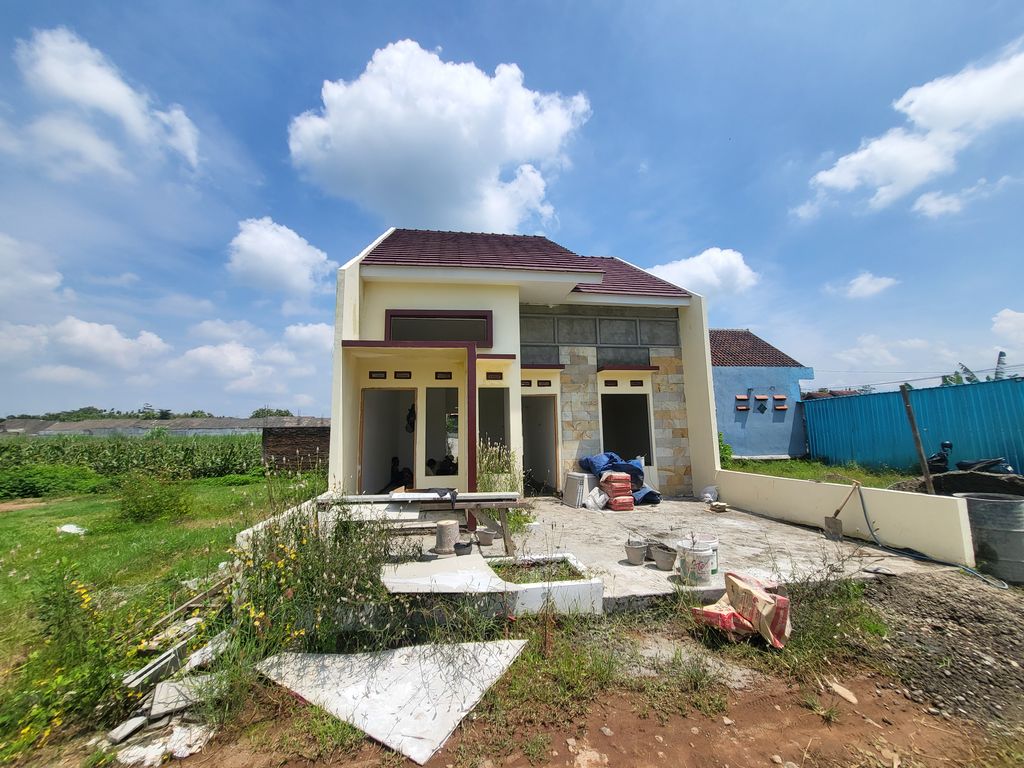 foto contoh rumah perumahan MUTIARA REGENCY