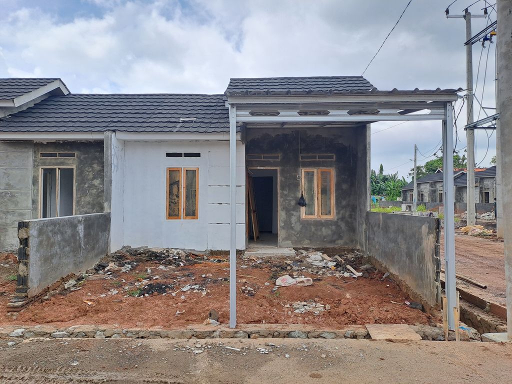 foto tampak rumah tipe 27/60 perumahan Karangsinom Lestari Residence Tahap 3