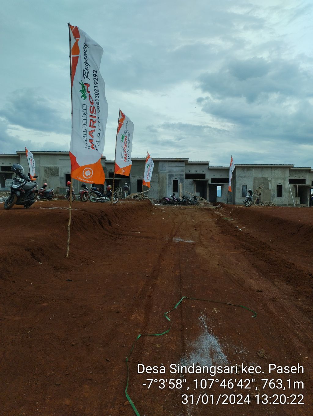 foto posisi tengah perumahan Marison Lemah Luhur
