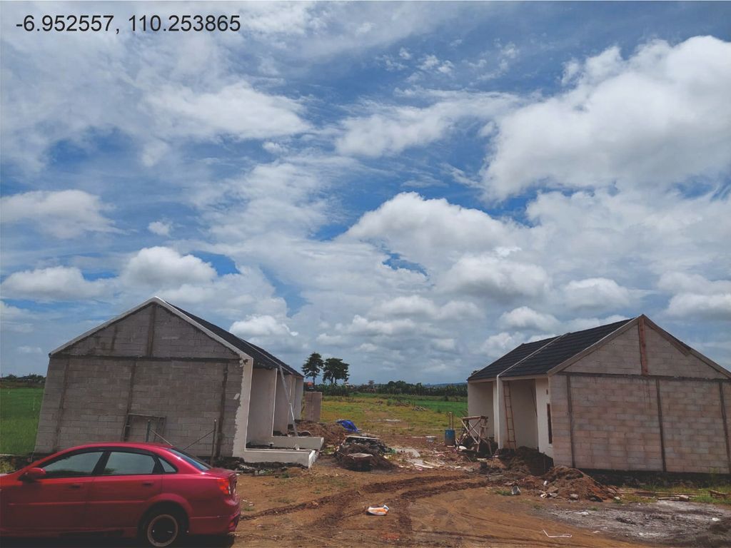 foto posisi tengah perumahan KALIWUNGU VILLAGE 2