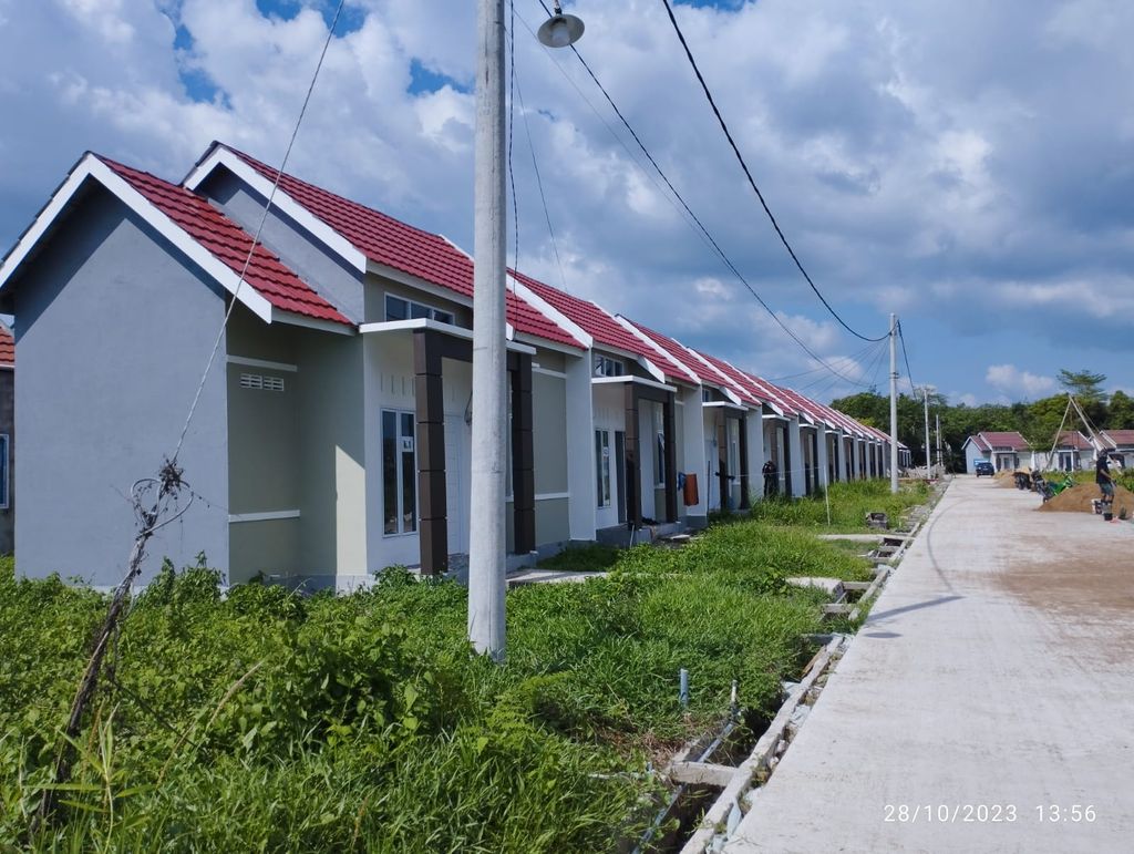 foto posisi tengah perumahan KAV SATU RESIDENCE BLOK KN LANJUTAN