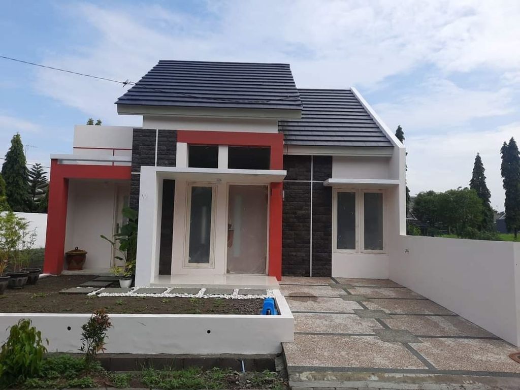 foto tampak rumah tipe 54/128 perumahan Perumahan Jombang Citra Raya