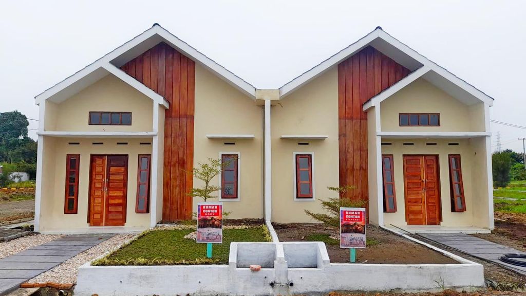 foto tampak rumah tipe 36 perumahan Green Baret Residence