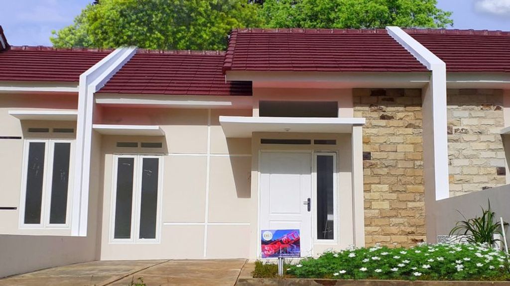 foto tampak rumah tipe 30/93 perumahan Harmoni Cluster
