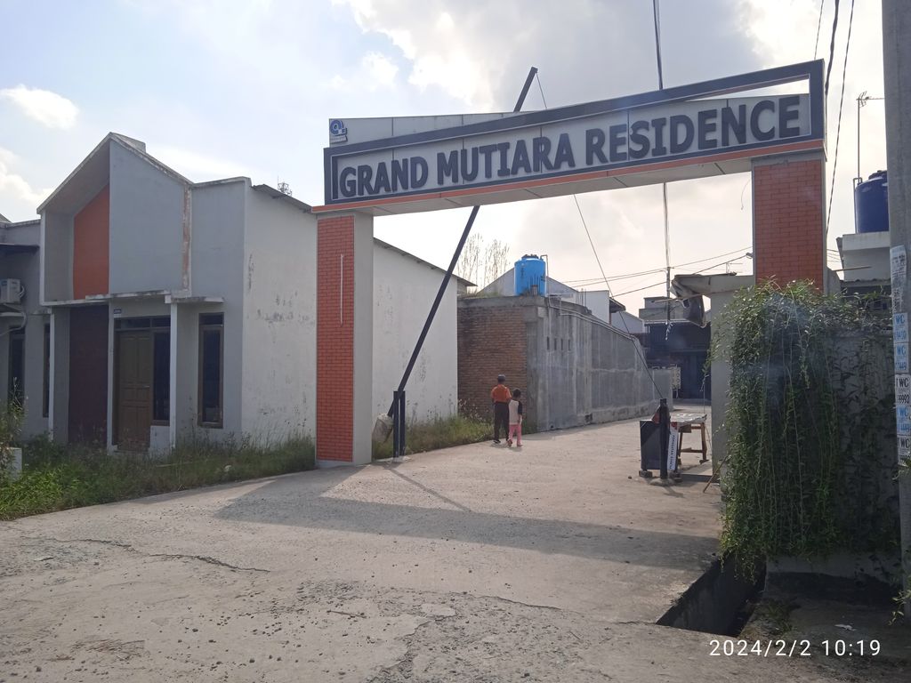 foto gerbang perumahan GRAND MUTIARA RESIDENCE TAHAP 3