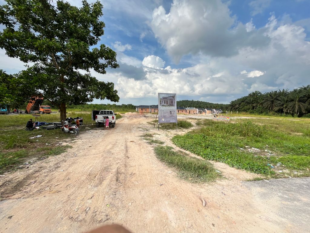 foto gerbang perumahan Bumi Lago Permai III