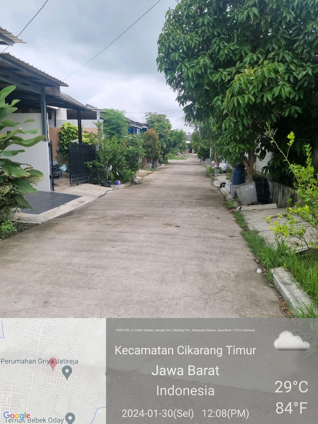 foto posisi tengah perumahan PALEM GARDEN JATIREJA