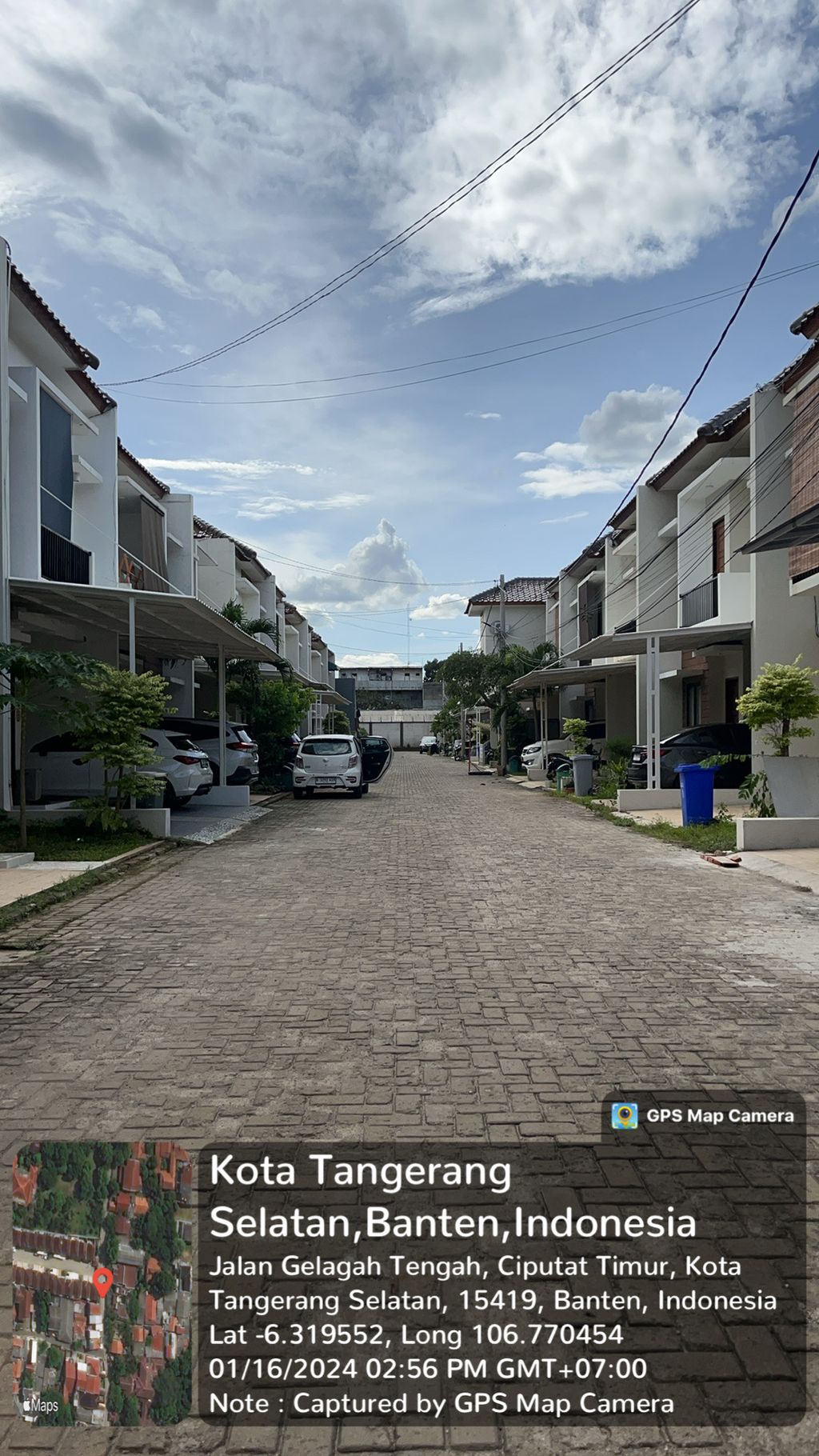 foto posisi tengah perumahan De Savanna Residence