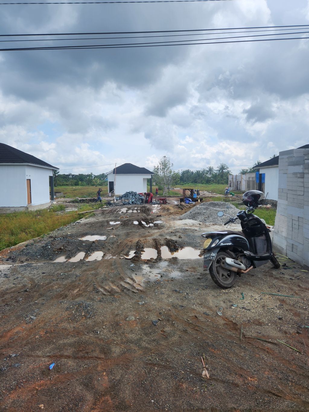 foto gerbang perumahan GRAND AQILLA