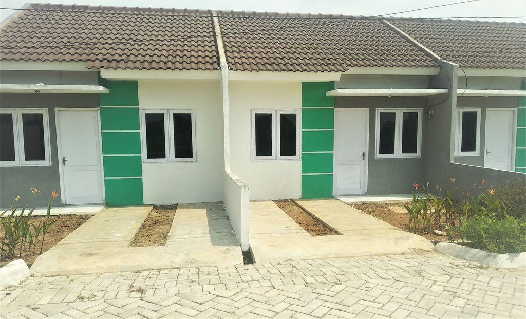 foto tampak rumah tipe 30/60 perumahan Graha Cibogo