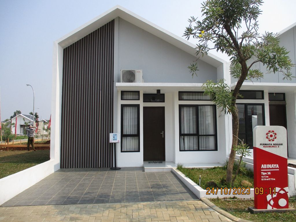 foto tampak rumah tipe Abinaya 36 perumahan Permata Bogor Residence 2