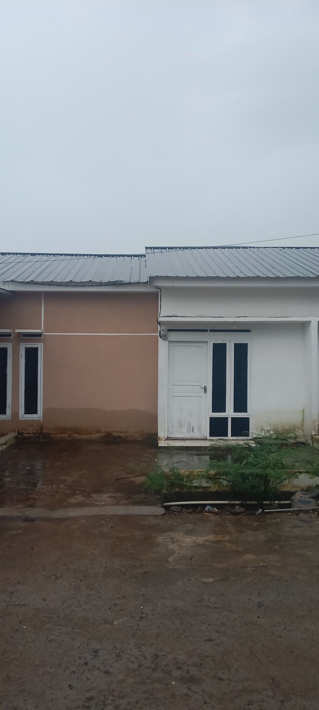 foto contoh rumah perumahan AMALIA PLAINS HOUSE