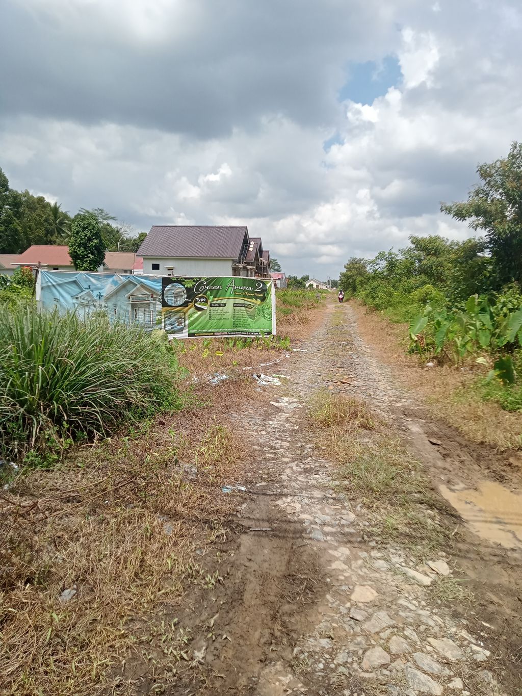 foto gerbang perumahan GREEN AMARA 2