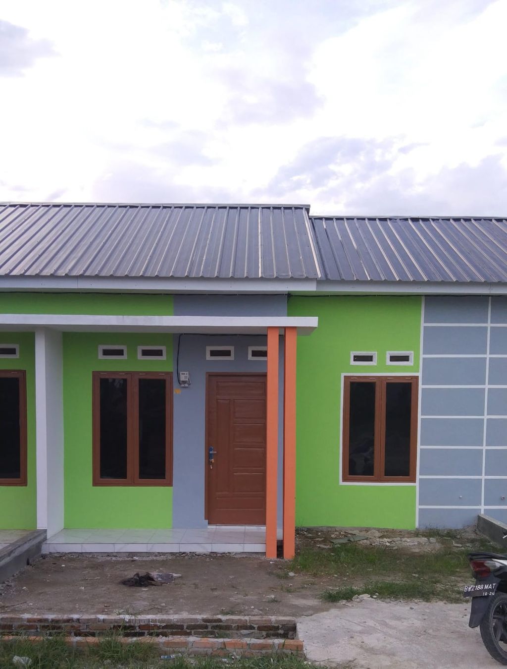 foto tampak rumah tipe 36/72 perumahan PRINGGAN RESIDENCE