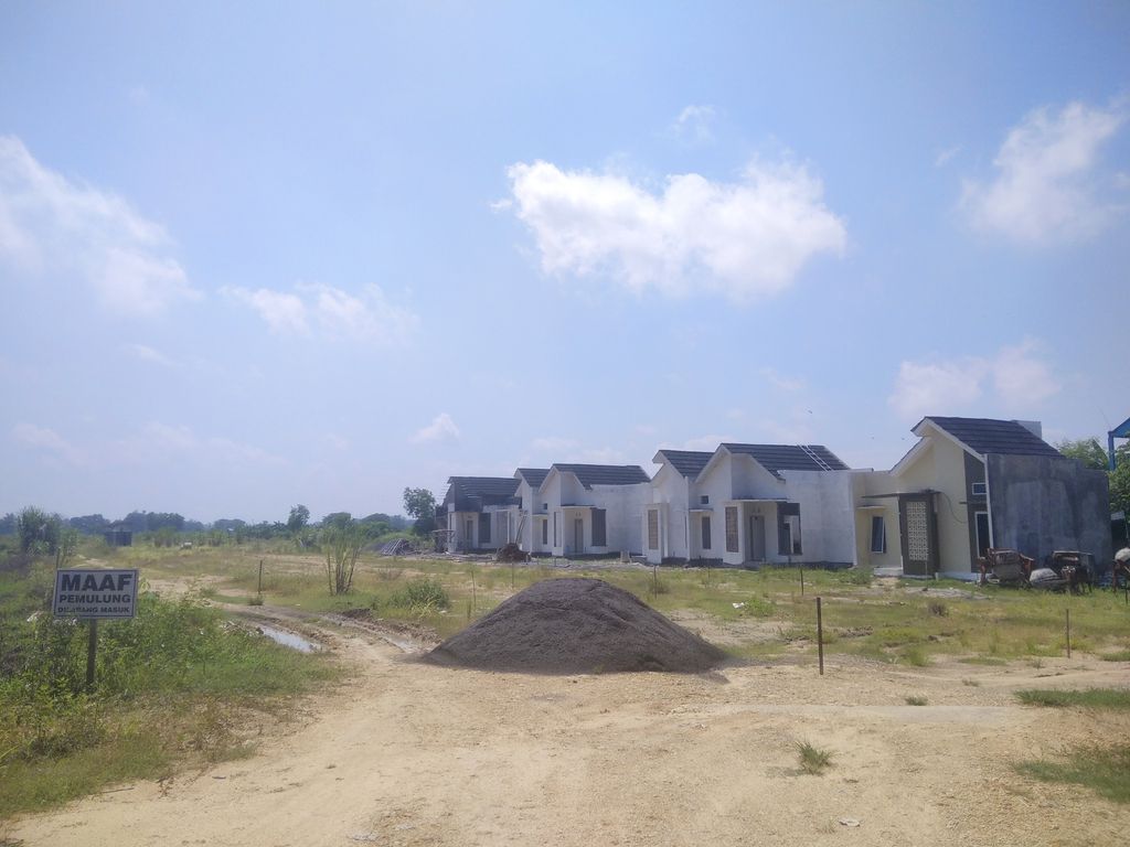 foto gerbang perumahan PERUMAHAN DAHAYU PERMATA