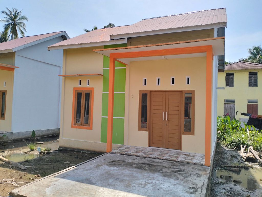 foto contoh rumah perumahan MARISA MANSION
