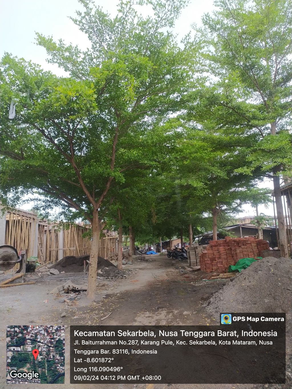 foto posisi tengah perumahan Grand Casa Perla