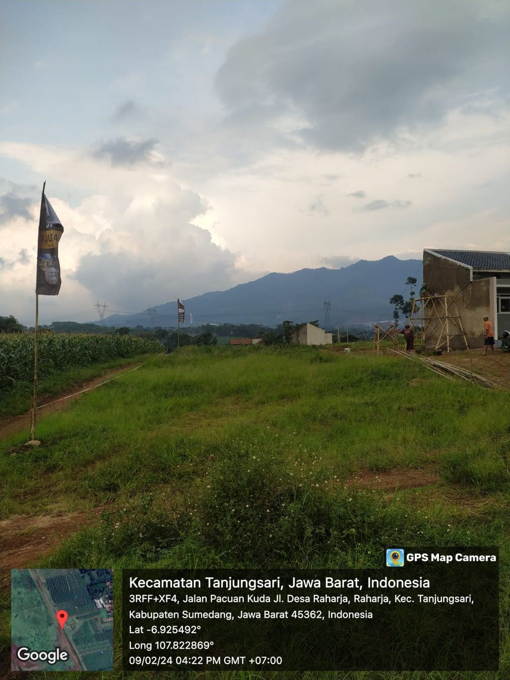 foto gerbang perumahan Kemiri Residence