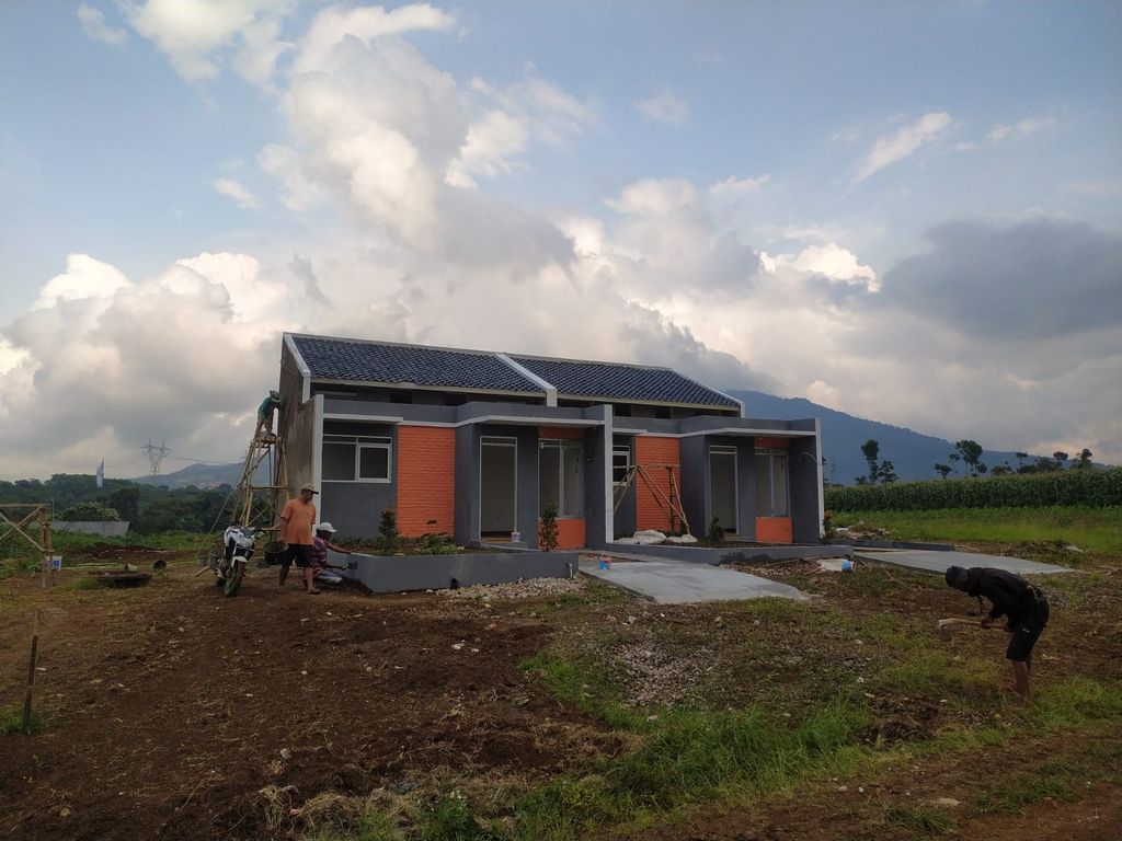 foto contoh rumah perumahan Kemiri Residence