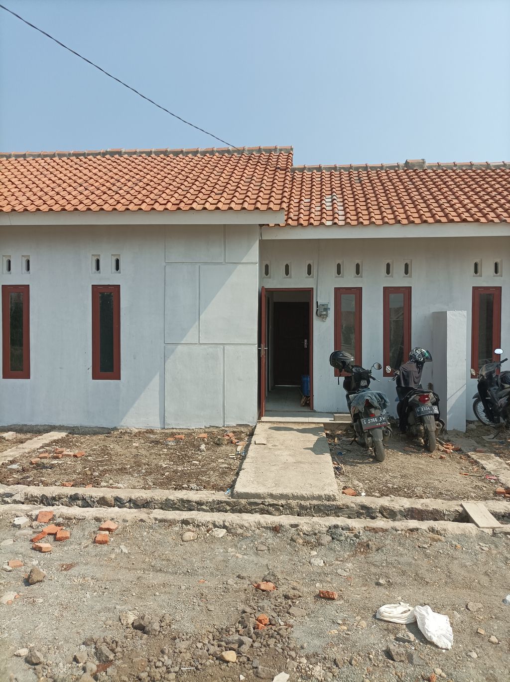 foto tampak rumah tipe 27 perumahan OASE 5 SENTOSA TAHAP 4