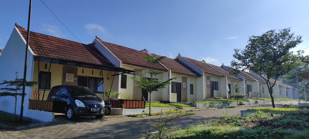 foto tampak rumah tipe BARONG 2024 perumahan TAMAN BUKIT NIRWANA