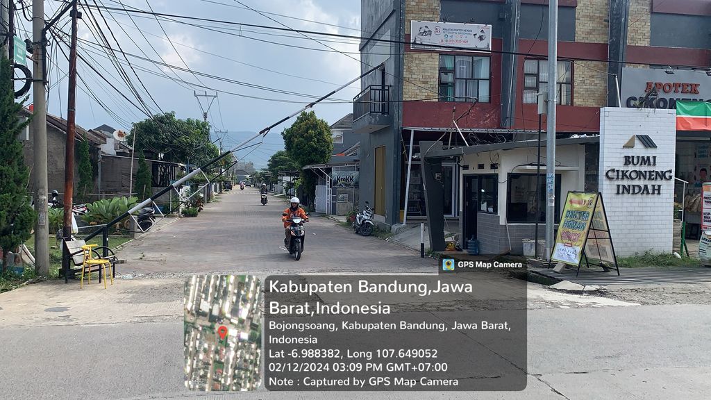 foto gerbang perumahan BUMI CIKONENG REGENCY