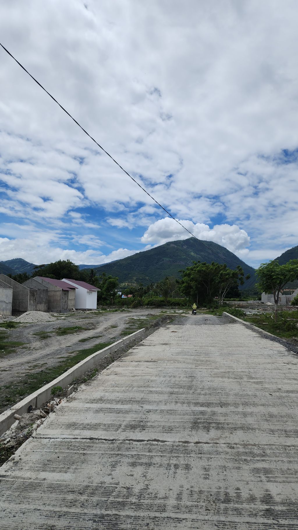 foto gerbang perumahan Selebes Land