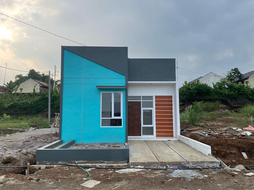 foto tampak rumah tipe 34/60 (PMK 2024) perumahan Cemara Pandan Indah