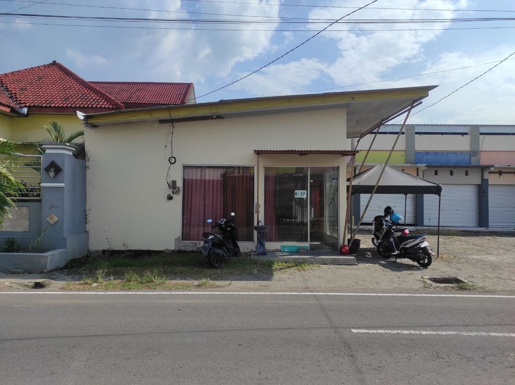foto tampak rumah tipe Kios 4 X 4 perumahan RADO TRADE CENTER