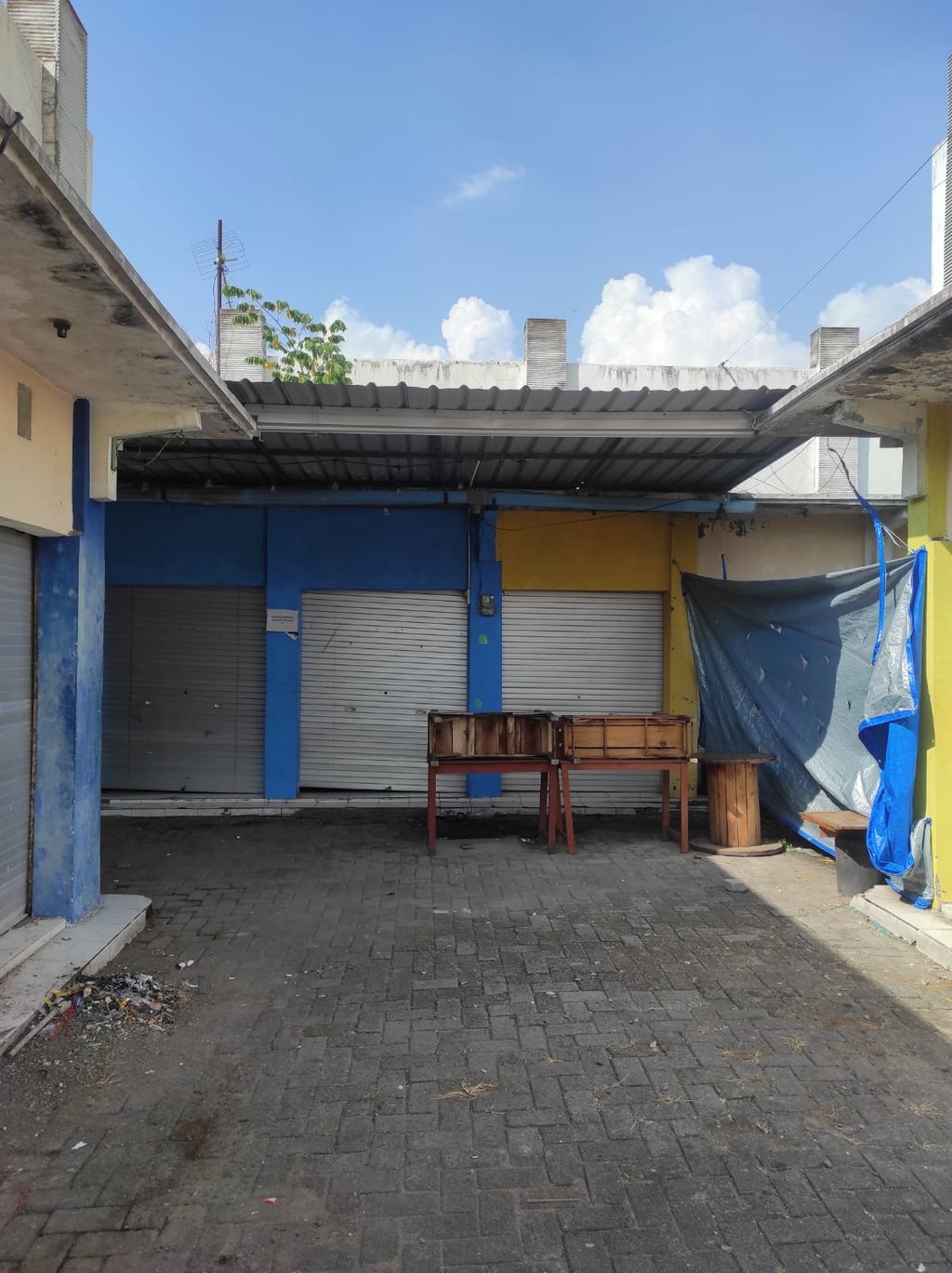 foto tampak rumah tipe Kios 2 X 3 perumahan RADO TRADE CENTER