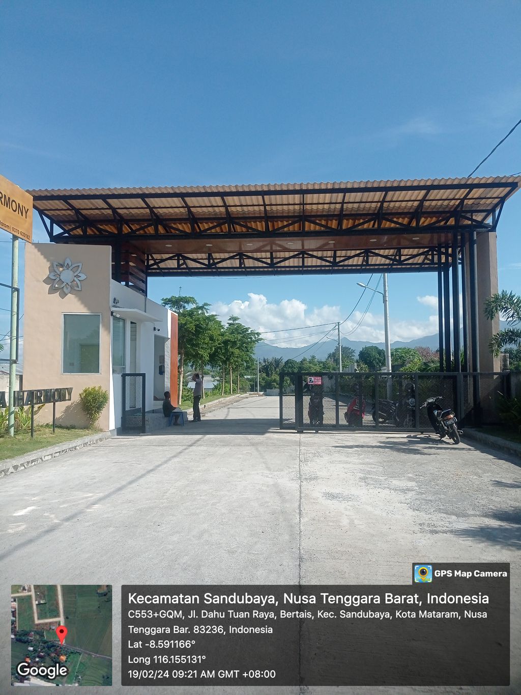 foto gerbang perumahan MANDALIKA HARMONY