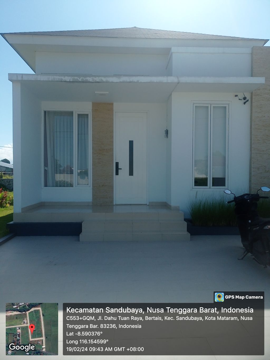 foto tampak rumah tipe ARION 70/284 perumahan MANDALIKA HARMONY